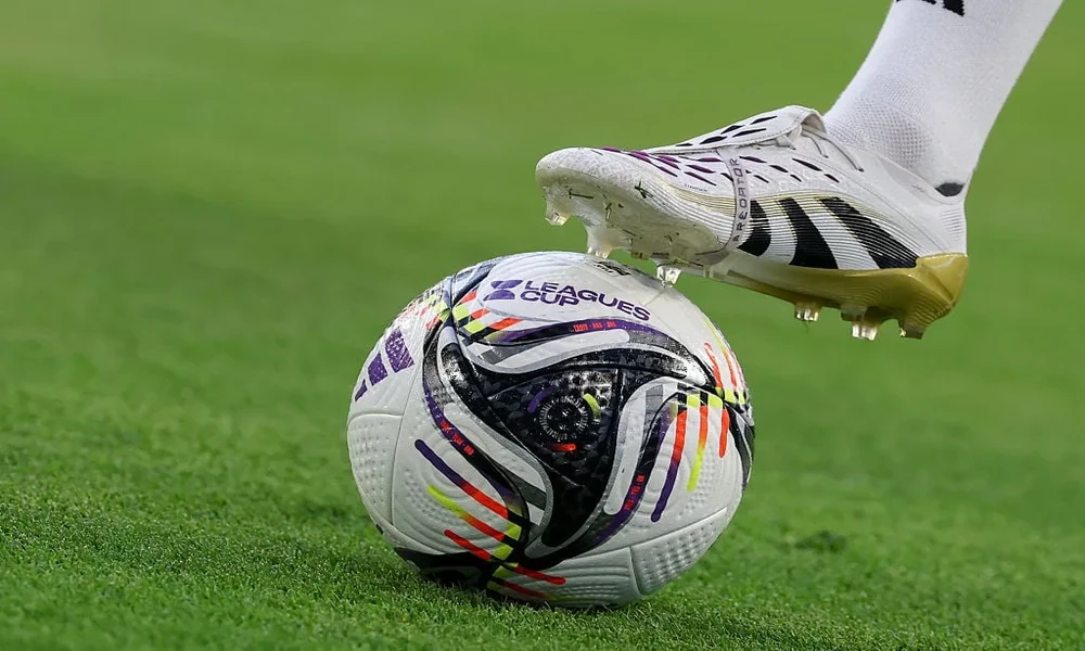 How to Keep Up With the Biggest Football Leagues Without Watching Every Match